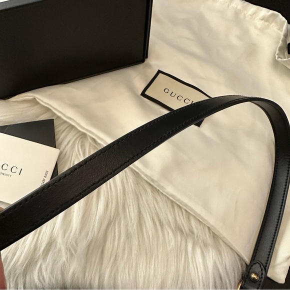Gucci Marmont Mini Camera Crossbody - Picture 11 of 16